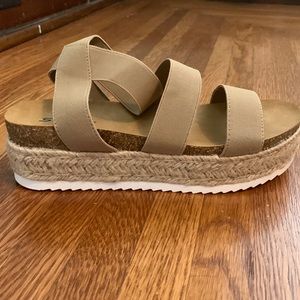 Soda tan wedges